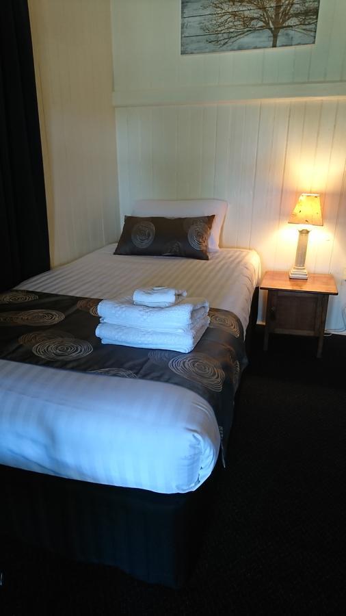 Maleny Hotel מראה חיצוני תמונה