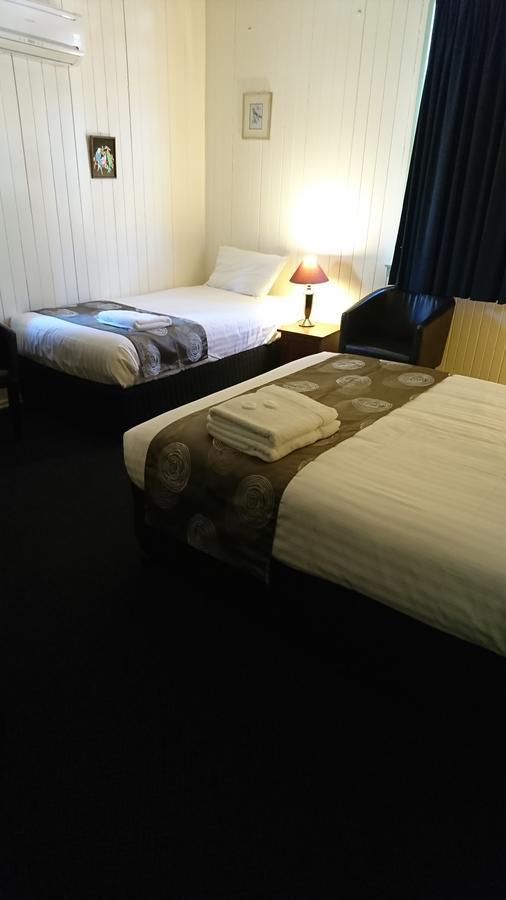 Maleny Hotel מראה חיצוני תמונה