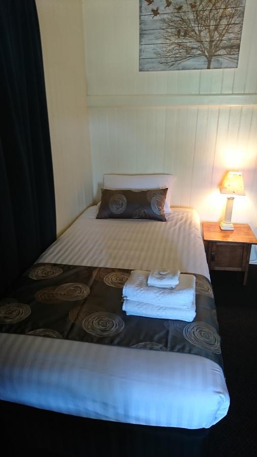Maleny Hotel מראה חיצוני תמונה
